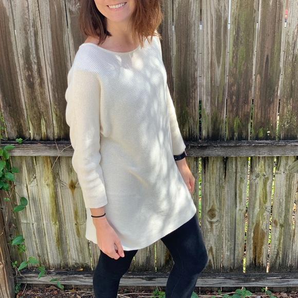 Long cream sweater - Picture 3 of 7